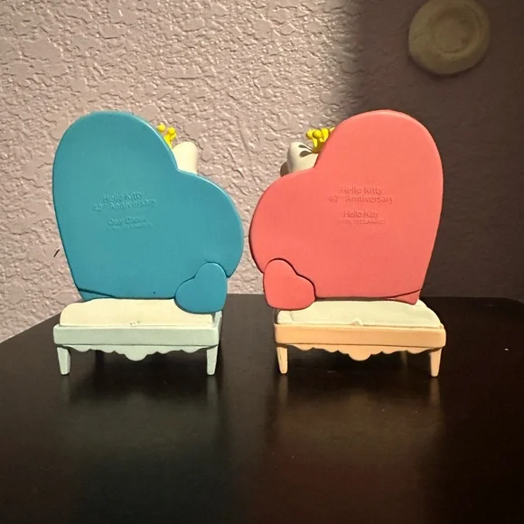 Sanrio Hello Kitty - Valentine Edition Couple Blind Box Mini Figurines - Picture 3 of 4